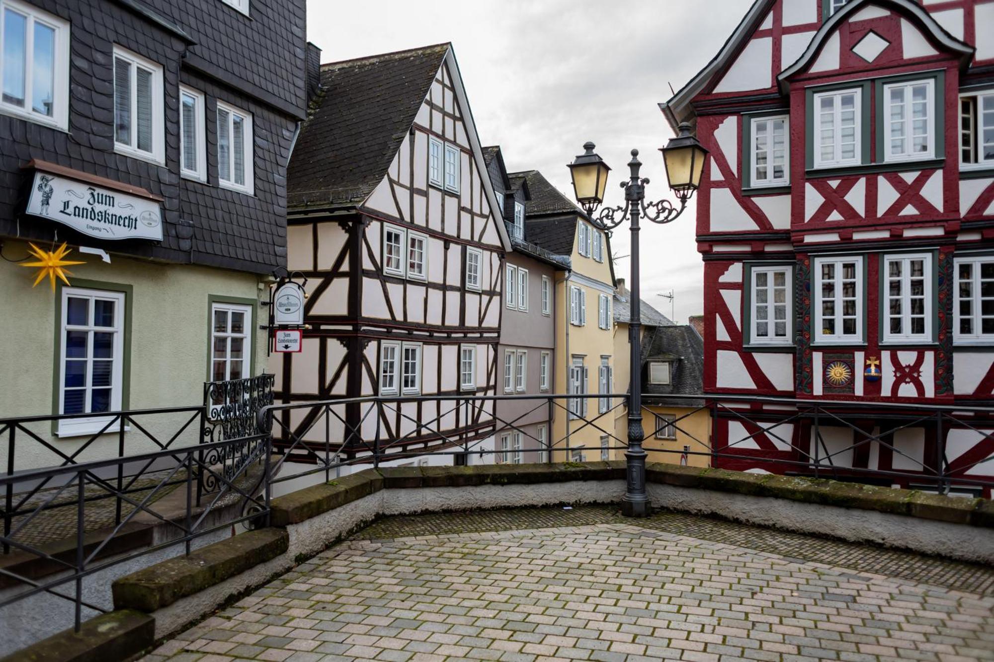 Altstadt Apartment Am Dom Wetzlar, 1 Zi, Kueche, Bad Mit Parkplatz Am Grundstueck Exterior foto